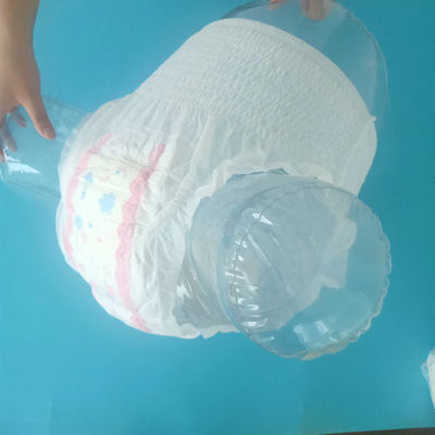 乾燥表面吸着 女性の月経パンツ 一晩中カバーと保護