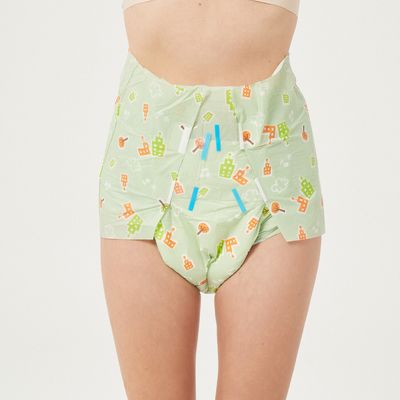 漏れ防止 大人の赤ちゃんの尿布 OEM ODMのためのサンプル 受け入れられる刺身デザイン